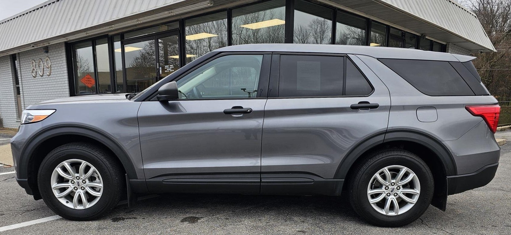2021 Ford Explorer Base