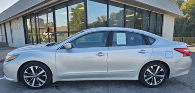 2016 Nissan Altima 2.5 SR