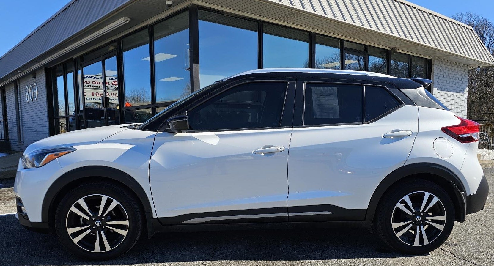 2019 Nissan Kicks SR