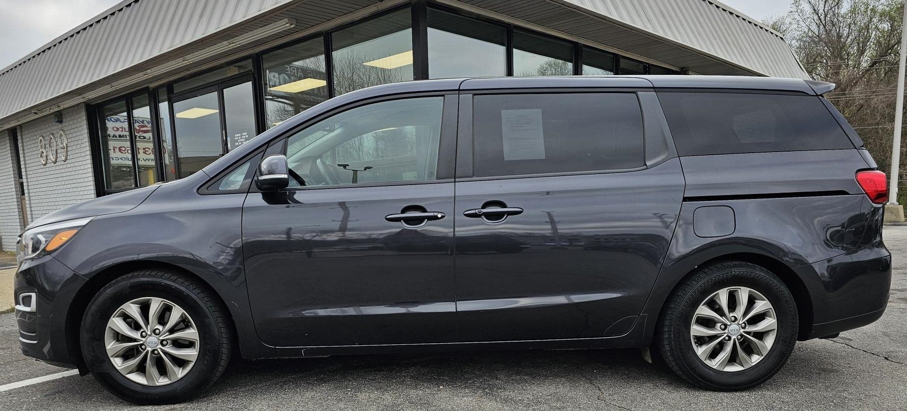 2019 Kia Sedona LX